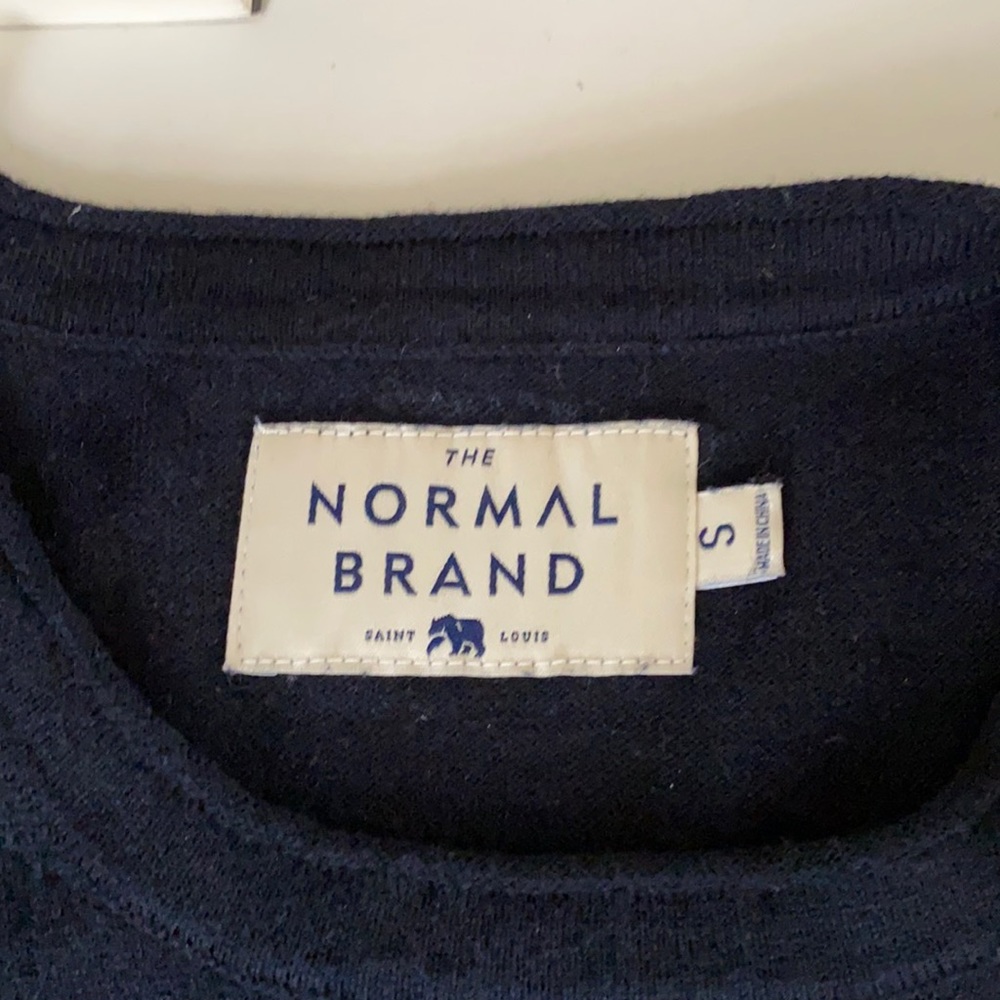 The Normal Brand/Roll Hem Pocket Crew Sweater/Navy blue color. EUC